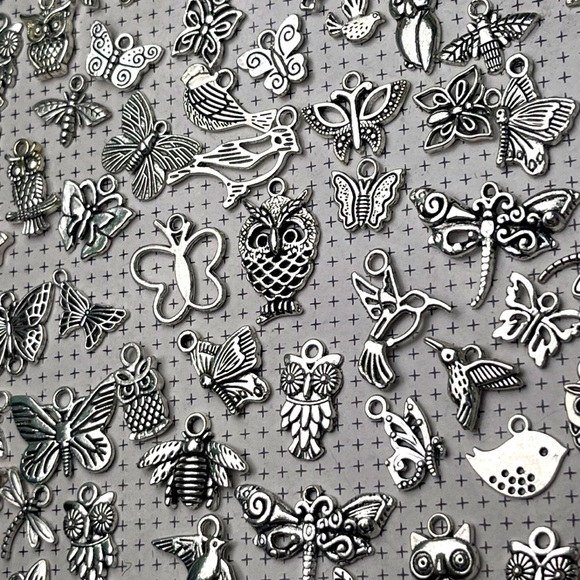 35 pc Flying Things Charms Pendants Bracelets & Jump Rings Bundle Jewelry Making - Picture 4 of 13